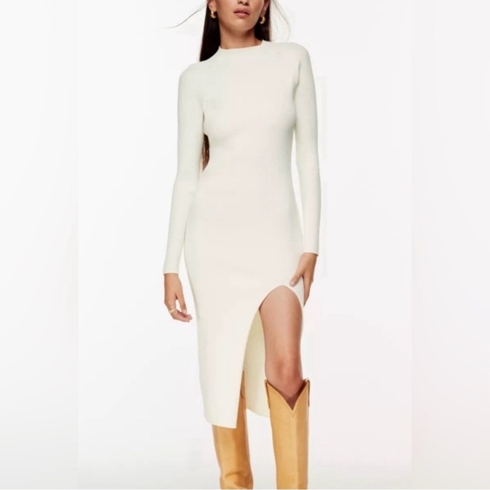 Aritzia Wilfred Womens Cream Alchemy Sweater Dress Slit Mock Neck Ribbed Knit